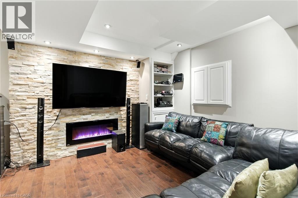 5566 Thorn Lane, Burlington, Ontario  L7L 6V8 - Photo 23 - 40775586