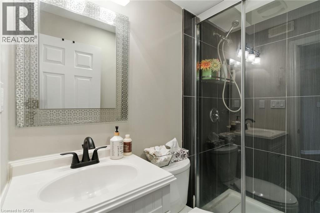 5566 Thorn Lane, Burlington, Ontario  L7L 6V8 - Photo 27 - 40775586