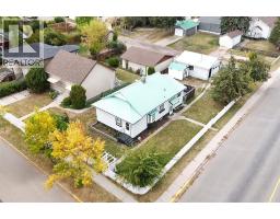5002 55 Avenue Central Ponoka, Ponoka, Ca