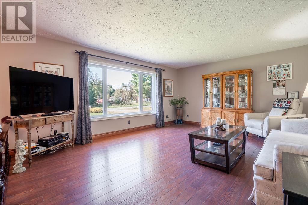 970 Town Line Rd, Sault Ste. Marie, Ontario  P6A 6K4 - Photo 27 - SM252837