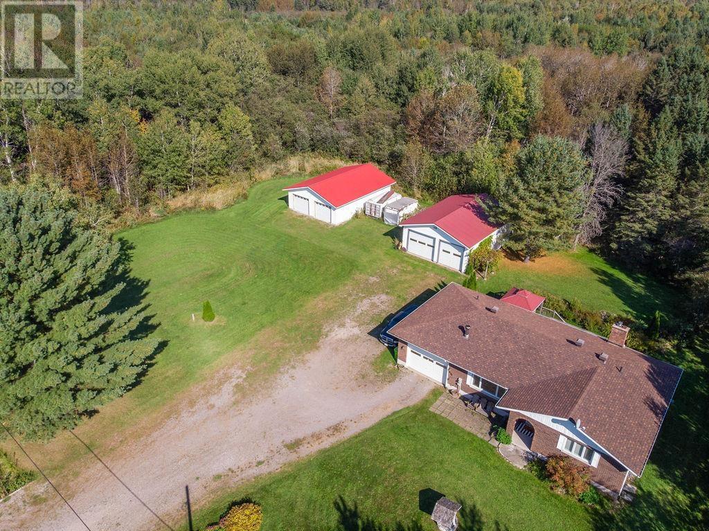 970 Town Line Rd, Sault Ste. Marie, Ontario  P6A 6K4 - Photo 6 - SM252837