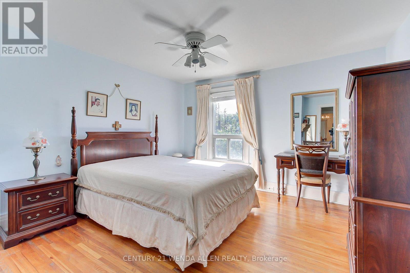 729 Dupont Street, Toronto, Ontario  M6G 1Z5 - Photo 15 - W12440847