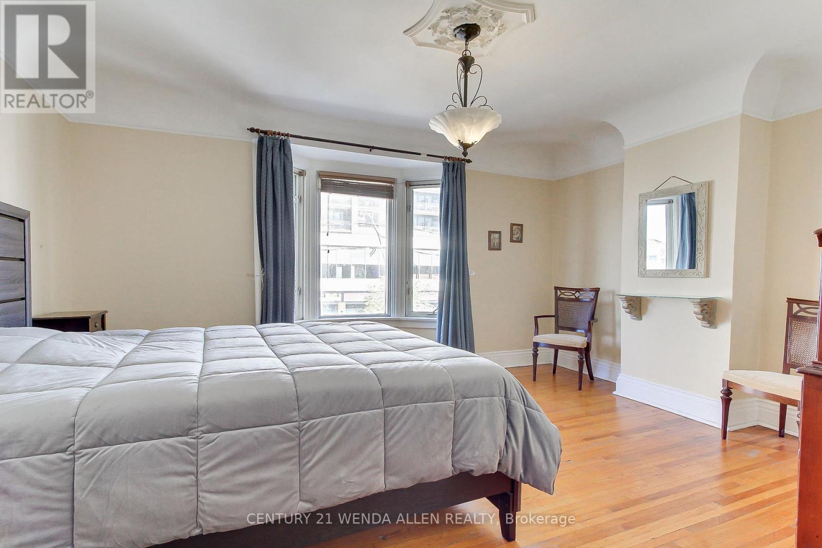 729 Dupont Street, Toronto, Ontario  M6G 1Z5 - Photo 16 - W12440847