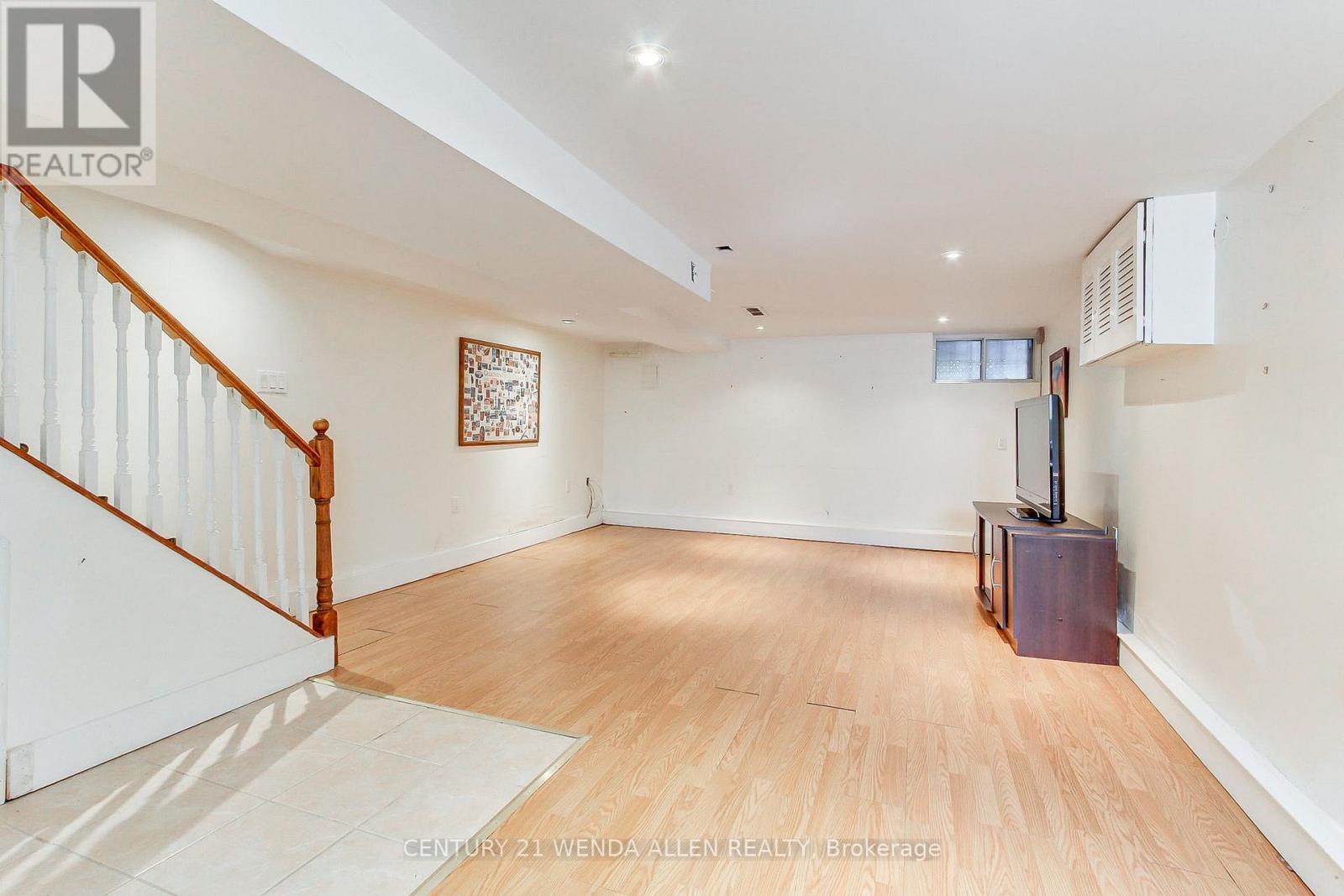 729 Dupont Street, Toronto, Ontario  M6G 1Z5 - Photo 19 - W12440847