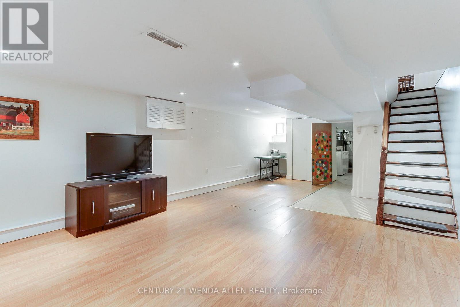 729 Dupont Street, Toronto, Ontario  M6G 1Z5 - Photo 20 - W12440847