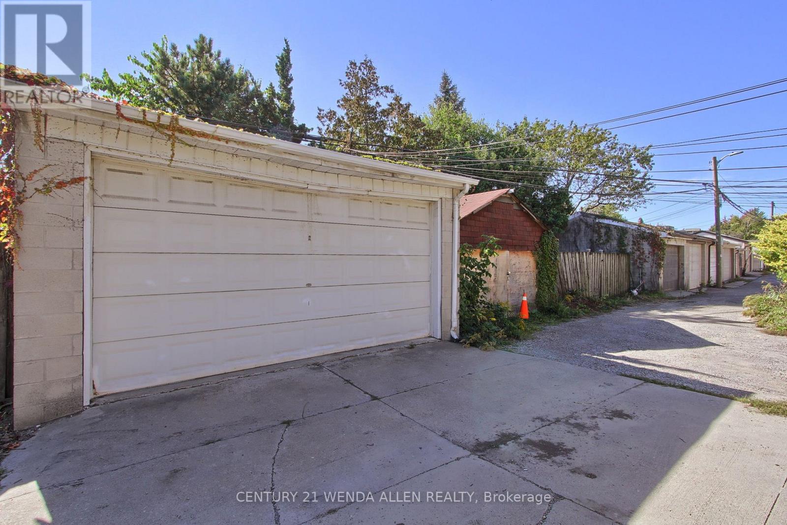 729 Dupont Street, Toronto, Ontario  M6G 1Z5 - Photo 23 - W12440847