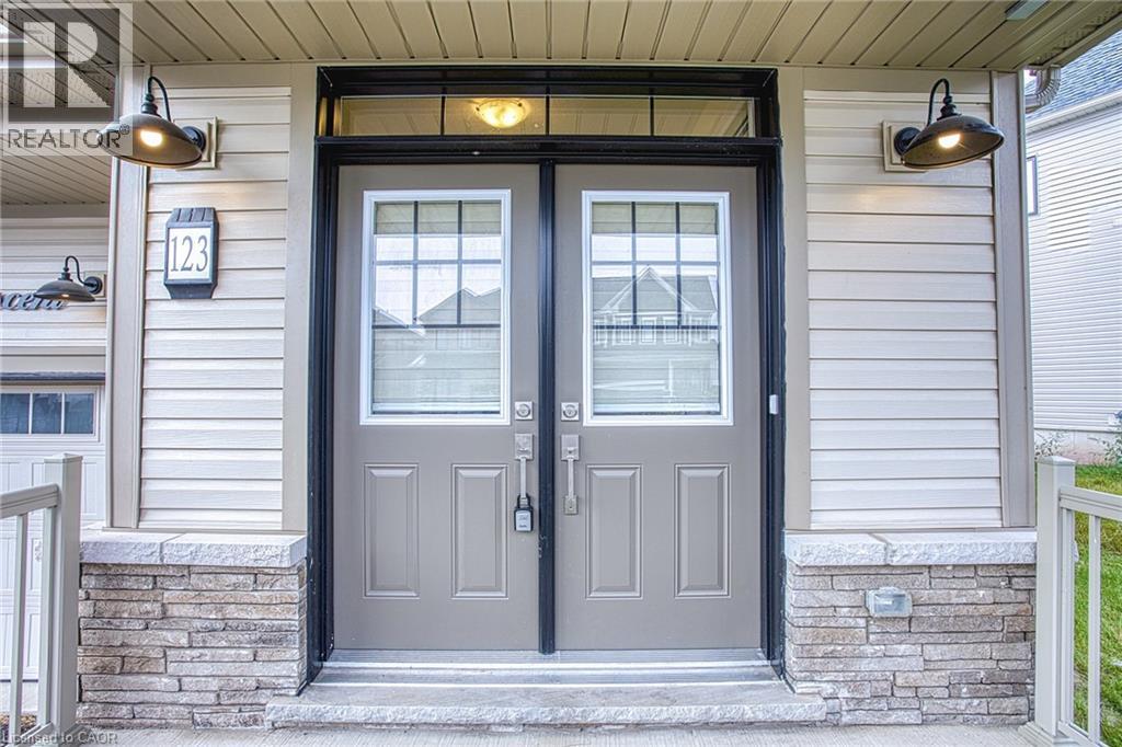 123 Port Crescent, Welland, Ontario  L3B 0N2 - Photo 3 - 40775505