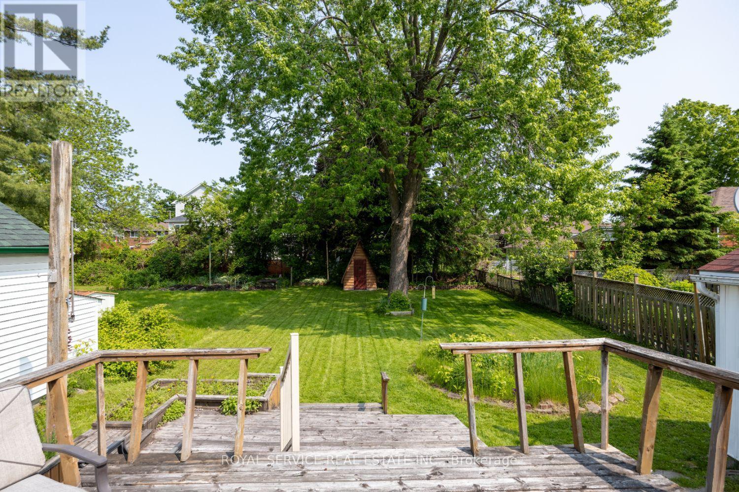 388 Dublin Street, Peterborough, Ontario  K9H 3C9 - Photo 4 - X12440913