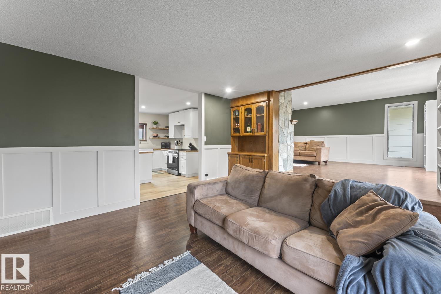 5213 56 St, Cold Lake, Alberta  T9M 1R2 - Photo 4 - E4460476