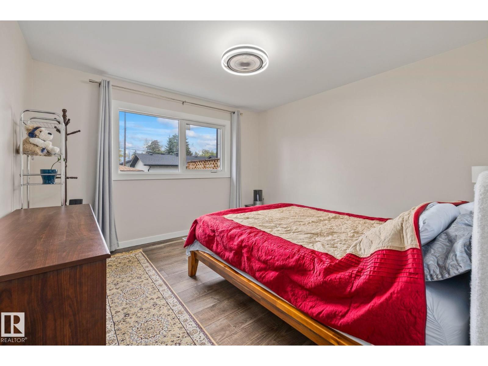 10820 60 Av Nw, Edmonton, Alberta  T6H 4R1 - Photo 18 - E4460480