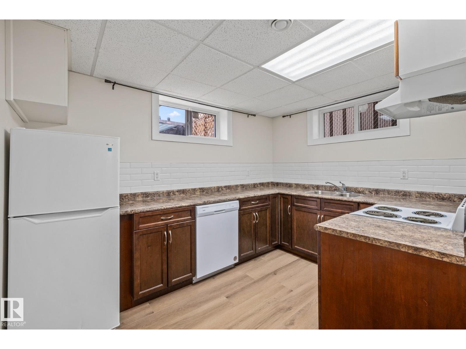 10820 60 Av Nw, Edmonton, Alberta  T6H 4R1 - Photo 26 - E4460480