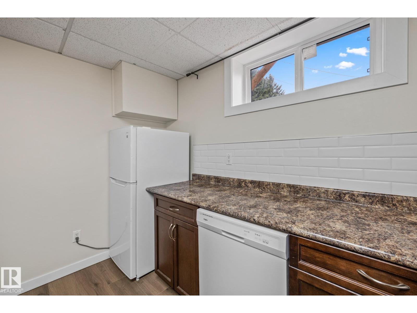 10820 60 Av Nw, Edmonton, Alberta  T6H 4R1 - Photo 29 - E4460480