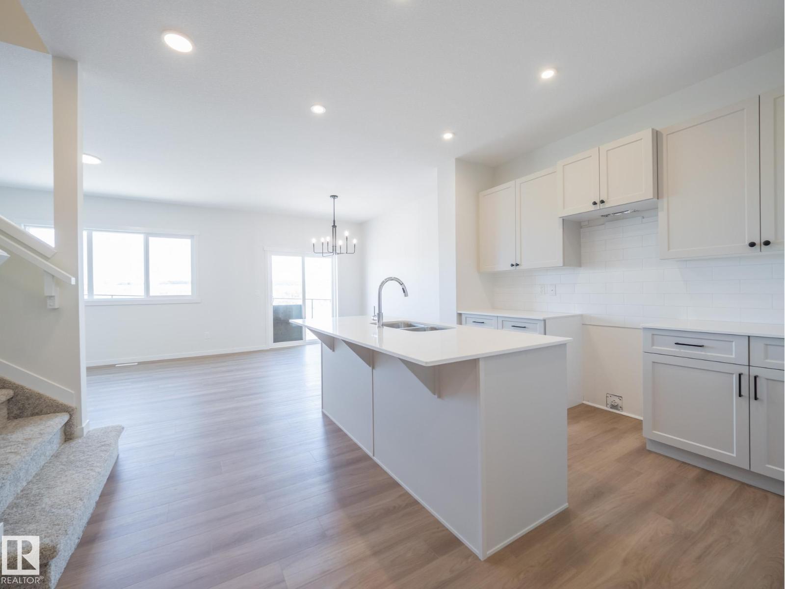 8712 224 St Nw, Edmonton, Alberta  T5T 7Y5 - Photo 8 - E4460483