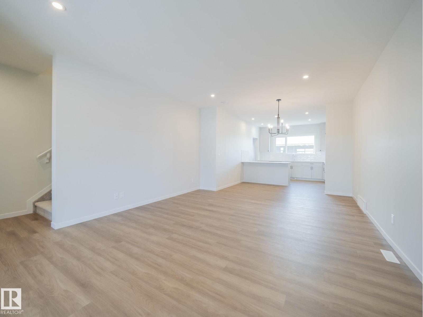3224 Dallas Schmidt Dr Nw, Edmonton, Alberta  T5E 7A8 - Photo 3 - E4460486