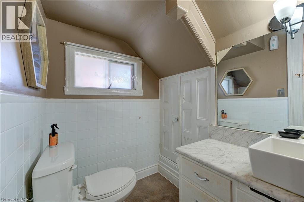 111 Erie Avenue, Brantford, Ontario  N3S 2G3 - Photo 18 - 40775495