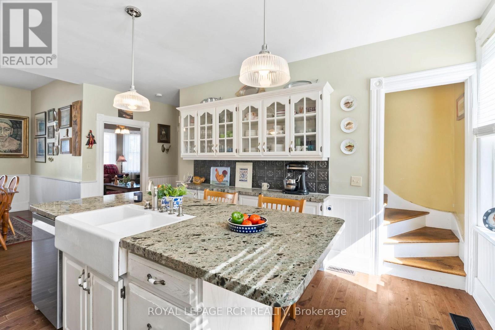 152 2nd Avenue Sw, Arran-Elderslie, Ontario  N0G 1L0 - Photo 17 - X12440798