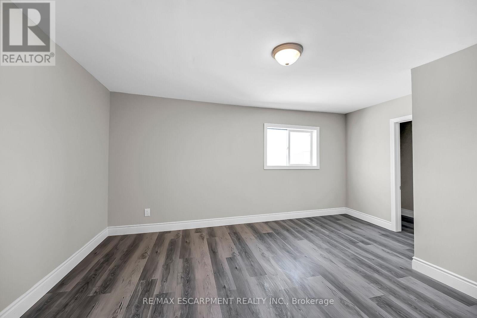 138 Sanford Avenue N, Hamilton, Ontario  L8L 5Z5 - Photo 16 - X12440810