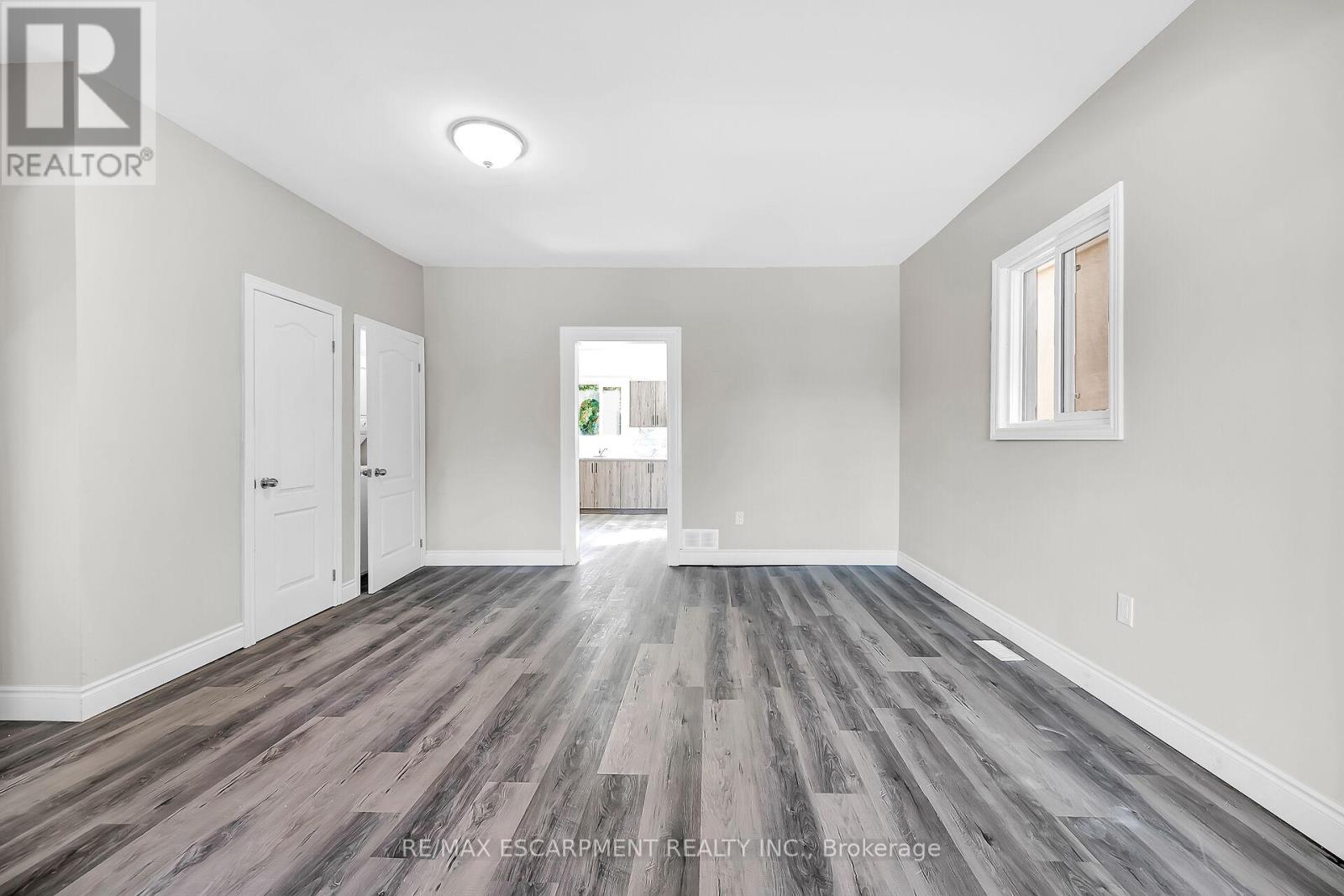 138 Sanford Avenue N, Hamilton, Ontario  L8L 5Z5 - Photo 7 - X12440810