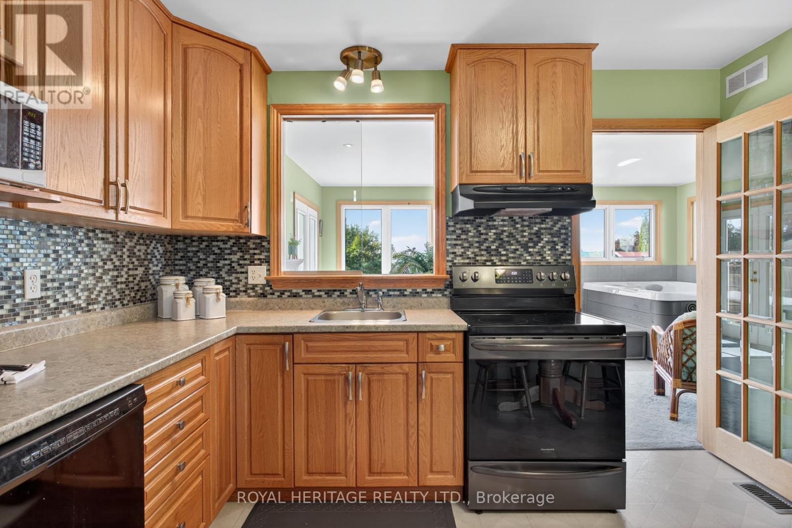 29 Rideau Crescent, Peterborough (Ashburnham Ward 4), Ontario  K9J 1G7 - Photo 12 - X12440822