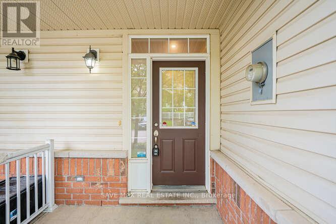 43 - 21 Diana Avenue, Brantford, Ontario  N3T 0G7 - Photo 2 - X12440841