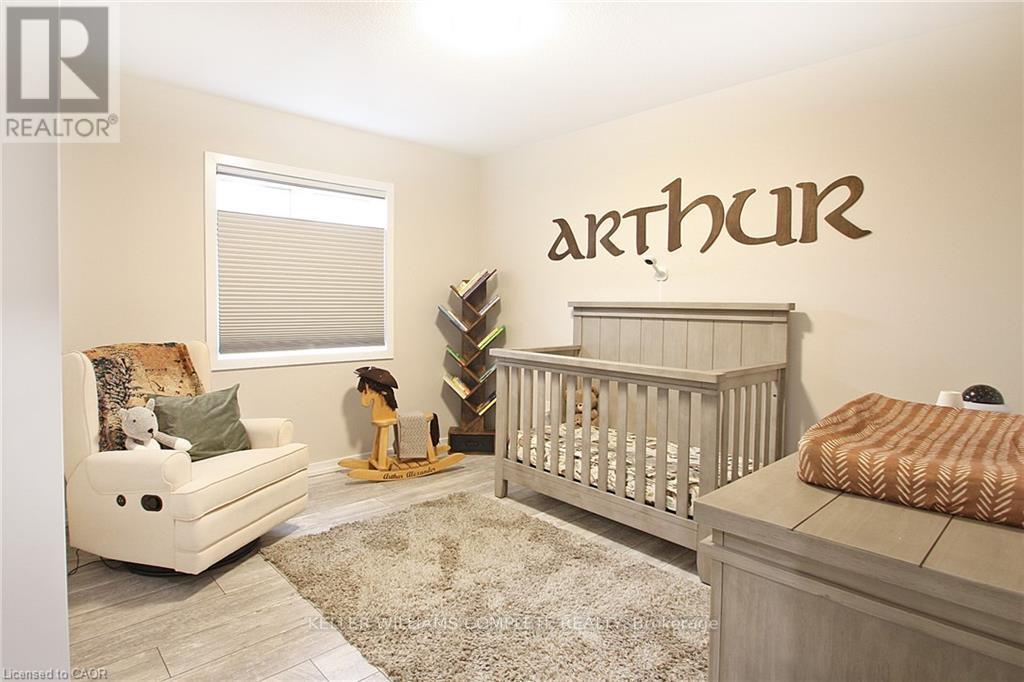 23 Scarletwood Street, Hamilton, Ontario  L8J 0K8 - Photo 20 - X12440848