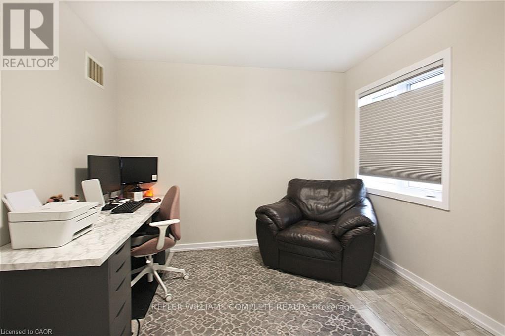 23 Scarletwood Street, Hamilton, Ontario  L8J 0K8 - Photo 22 - X12440848