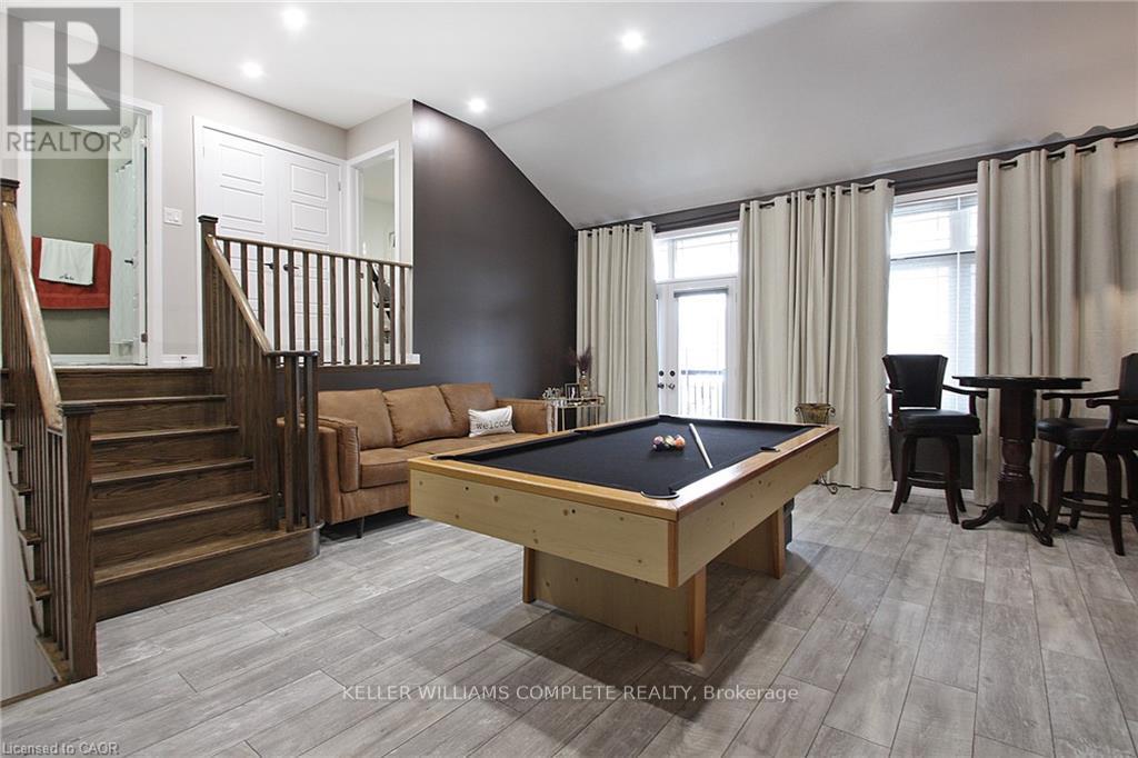 23 Scarletwood Street, Hamilton, Ontario  L8J 0K8 - Photo 34 - X12440848