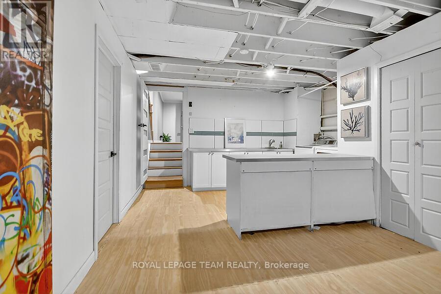 5664 South Island Park Drive, Ottawa, Ontario  K4M 1J3 - Photo 26 - X12439653