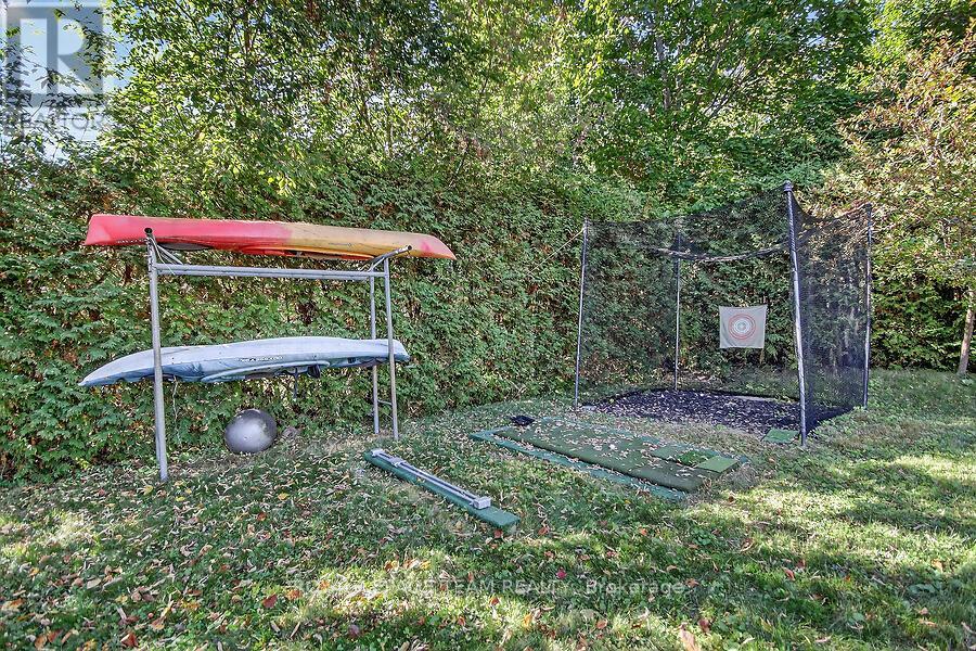 5664 South Island Park Drive, Ottawa, Ontario  K4M 1J3 - Photo 37 - X12439653