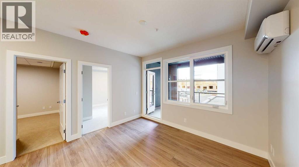 220, 8355 19 Avenue Sw, Calgary, Alberta  T3H 6G3 - Photo 3 - A2232333