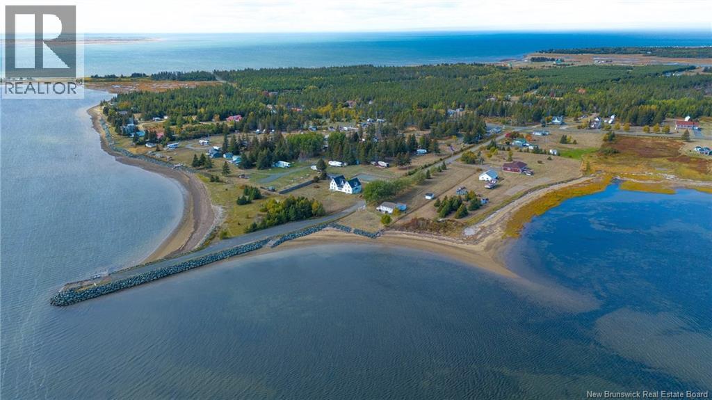 62 Rue Du Parc Street, Petite-Lamèque, New Brunswick  E8T 1H9 - Photo 8 - NB127590