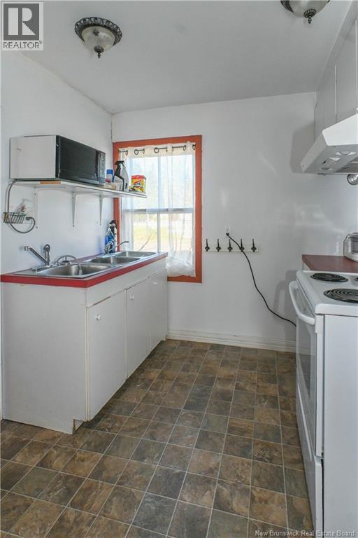 62 Rue Du Parc Street, Petite-Lamèque, New Brunswick  E8T 1H9 - Photo 37 - NB127590