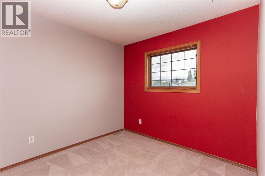 66 Edwards Crescent, Red Deer, Alberta  T4R 2N1 - Photo 12 - A2247929