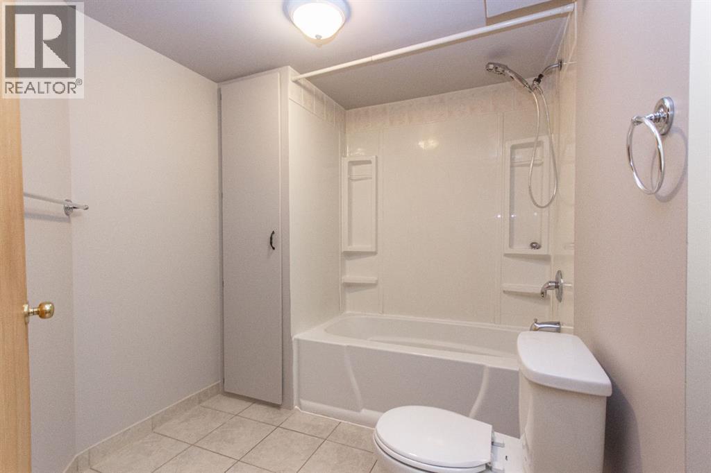 66 Edwards Crescent, Red Deer, Alberta  T4R 2N1 - Photo 32 - A2247929
