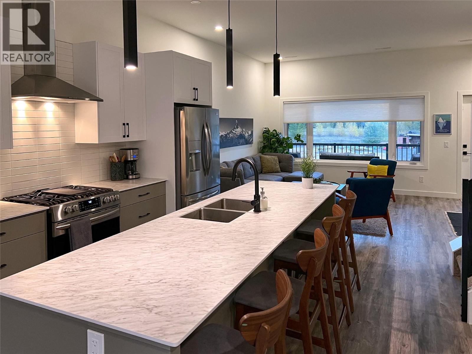 700 Riverside Way Unit# 201, Fernie, British Columbia  V0B 1M7 - Photo 35 - 10328317