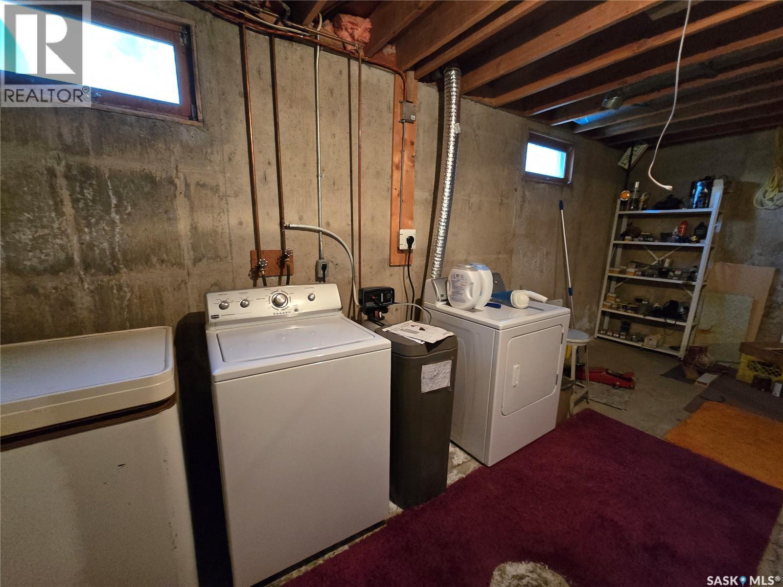 1221 Dahl Street E, Swift Current, Saskatchewan  S9H 3X9 - Photo 11 - SK019932
