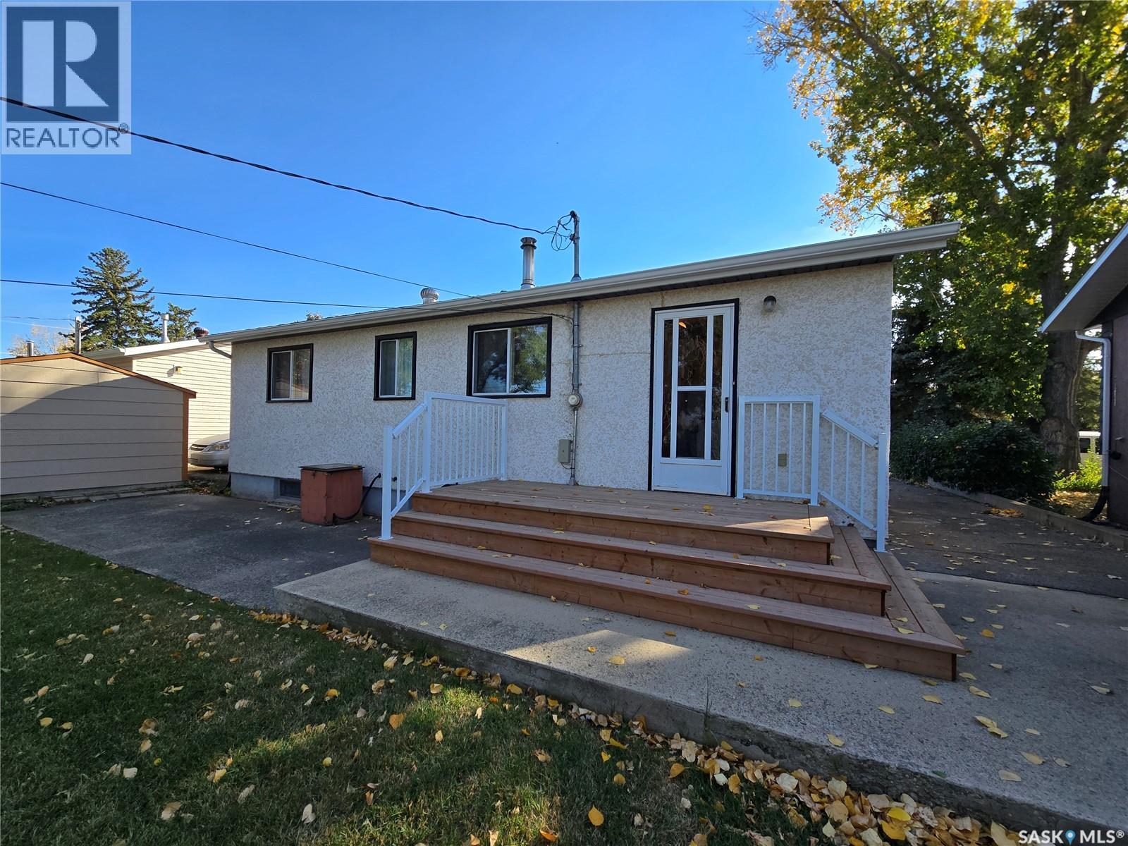 1221 Dahl Street E, Swift Current, Saskatchewan  S9H 3X9 - Photo 14 - SK019932