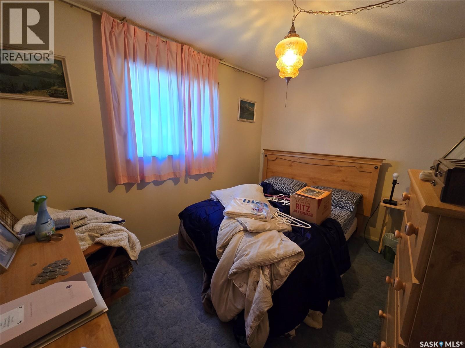 1221 Dahl Street E, Swift Current, Saskatchewan  S9H 3X9 - Photo 9 - SK019932