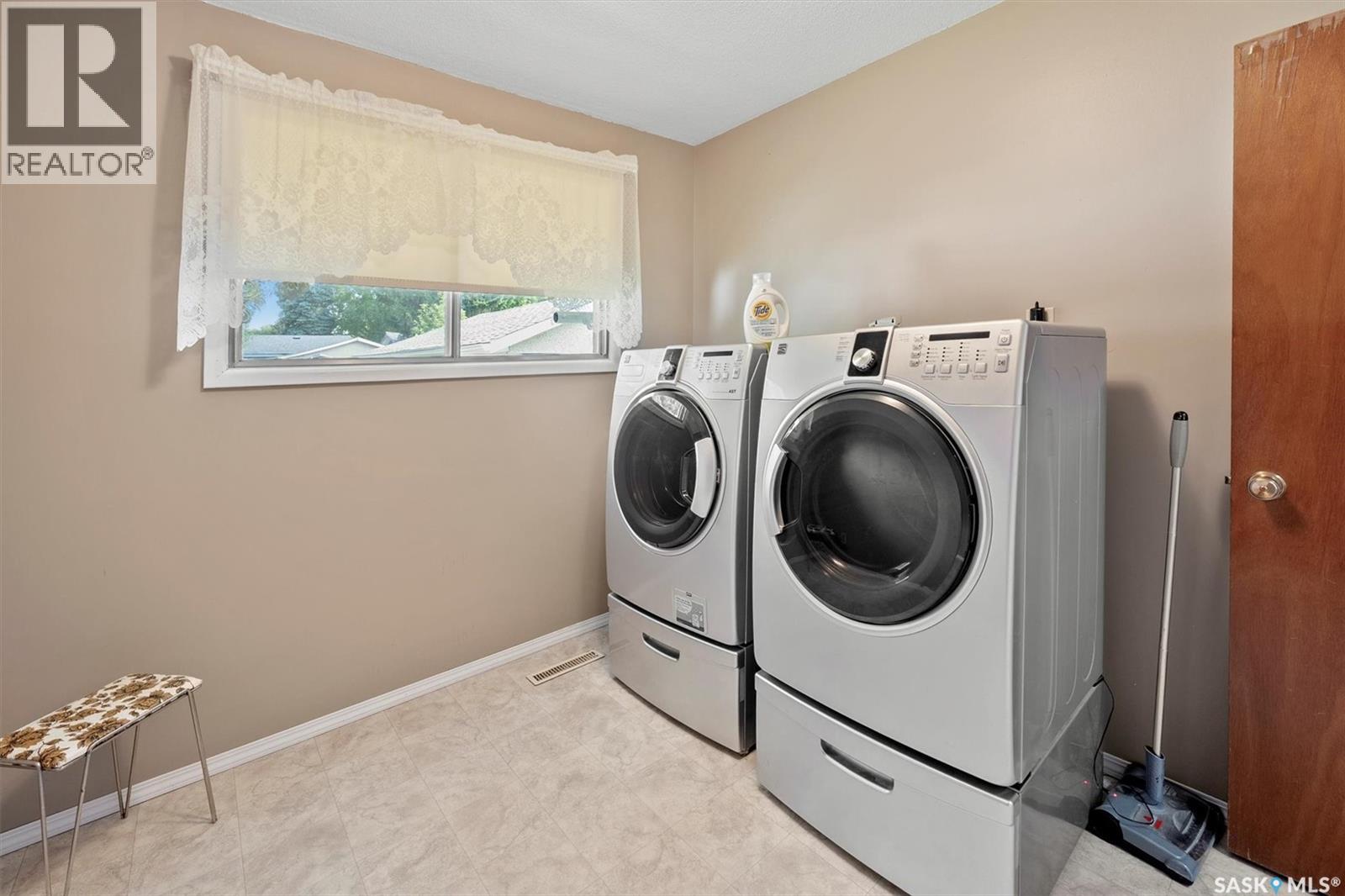 925 East Centre, Saskatoon, Saskatchewan  S7J 2Z9 - Photo 20 - SK019926