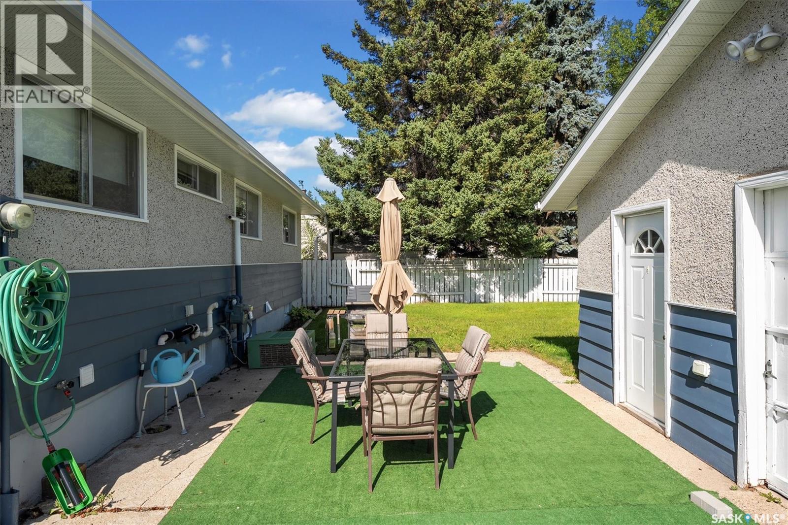 925 East Centre, Saskatoon, Saskatchewan  S7J 2Z9 - Photo 38 - SK019926