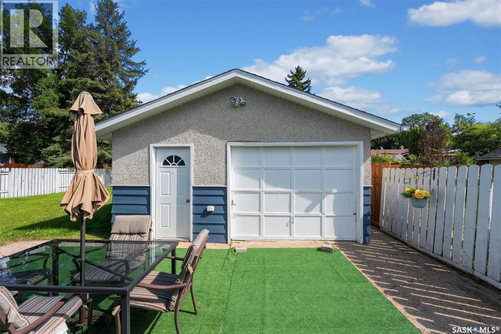 925 East Centre, Saskatoon, Saskatchewan  S7J 2Z9 - Photo 39 - SK019926