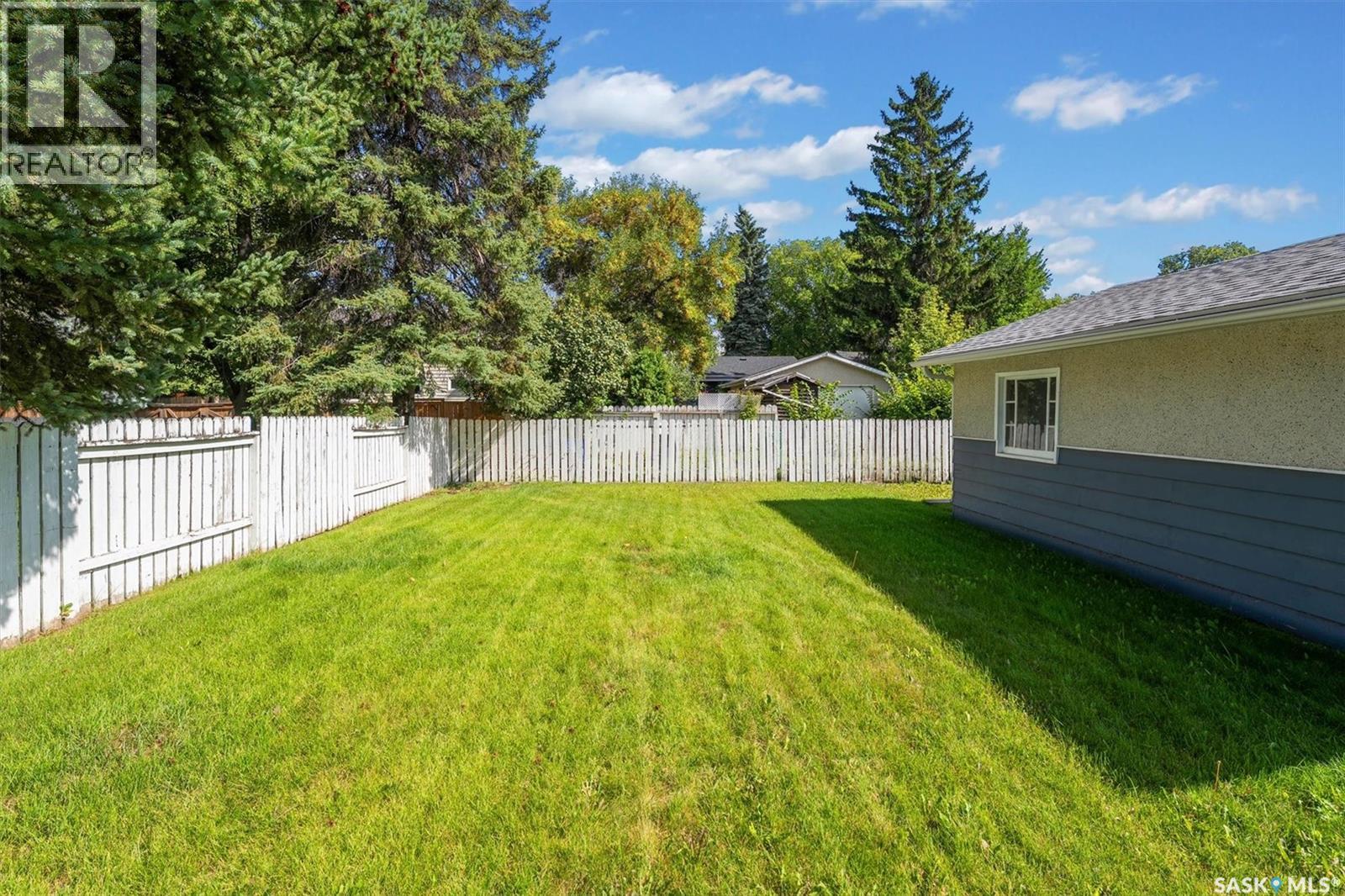 925 East Centre, Saskatoon, Saskatchewan  S7J 2Z9 - Photo 42 - SK019926