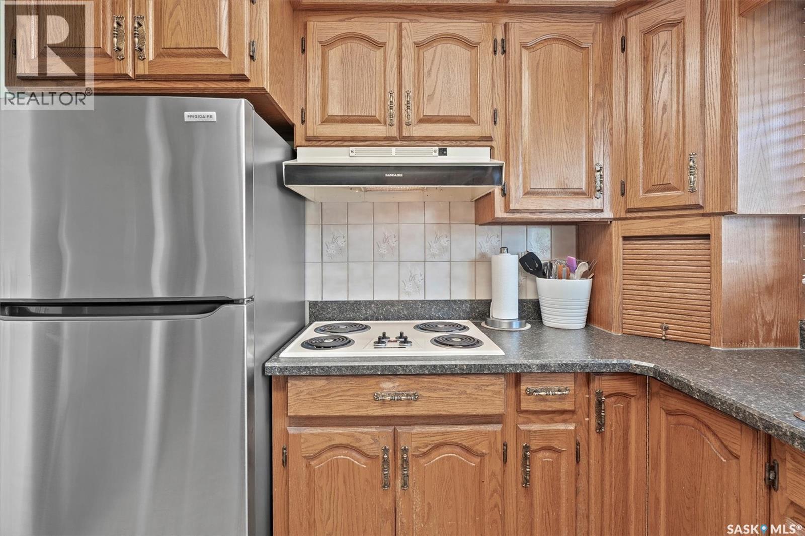 925 East Centre, Saskatoon, Saskatchewan  S7J 2Z9 - Photo 6 - SK019926
