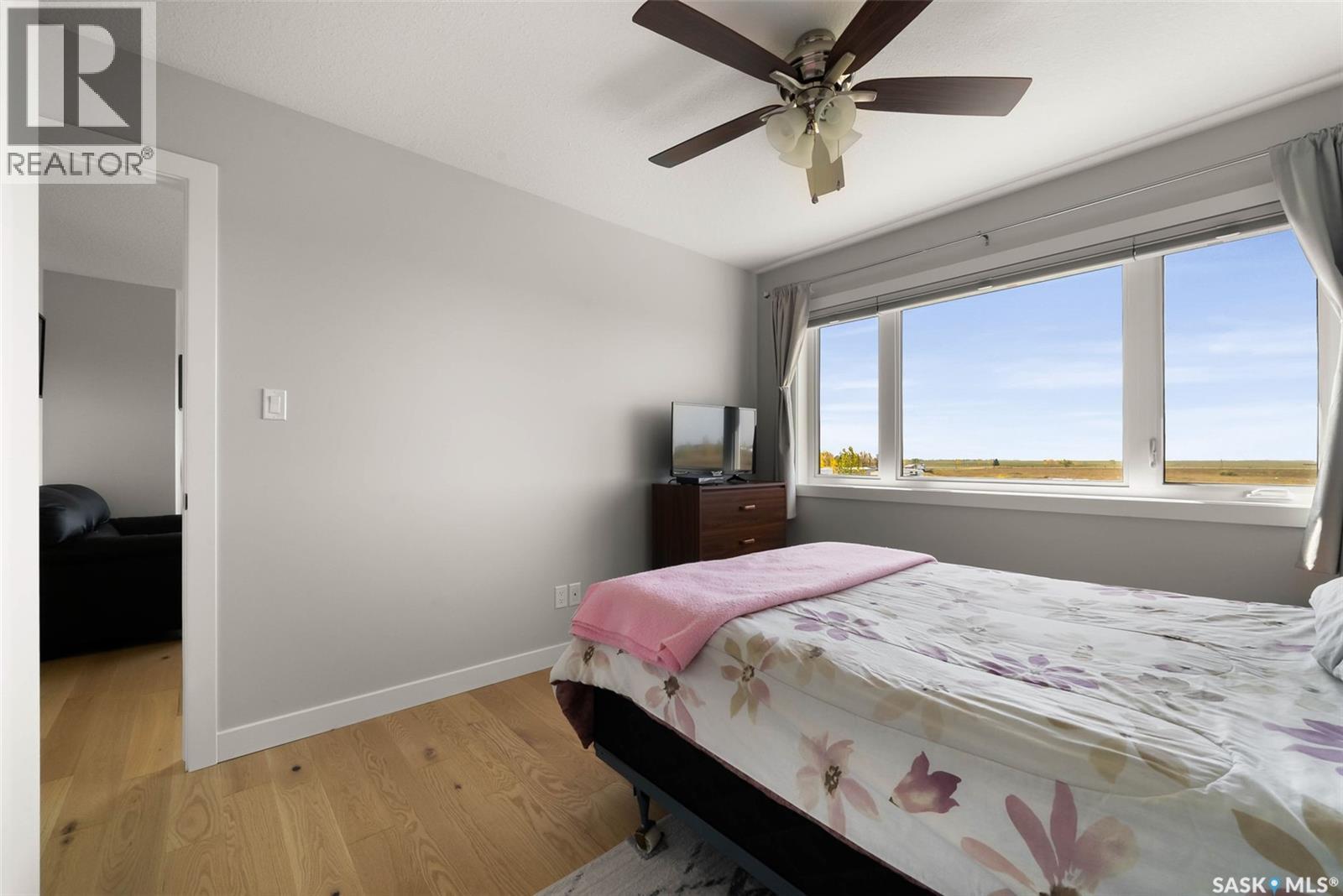 408 Hillside Drive, Pilot Butte, Saskatchewan  S0G 3Z0 - Photo 31 - SK019921