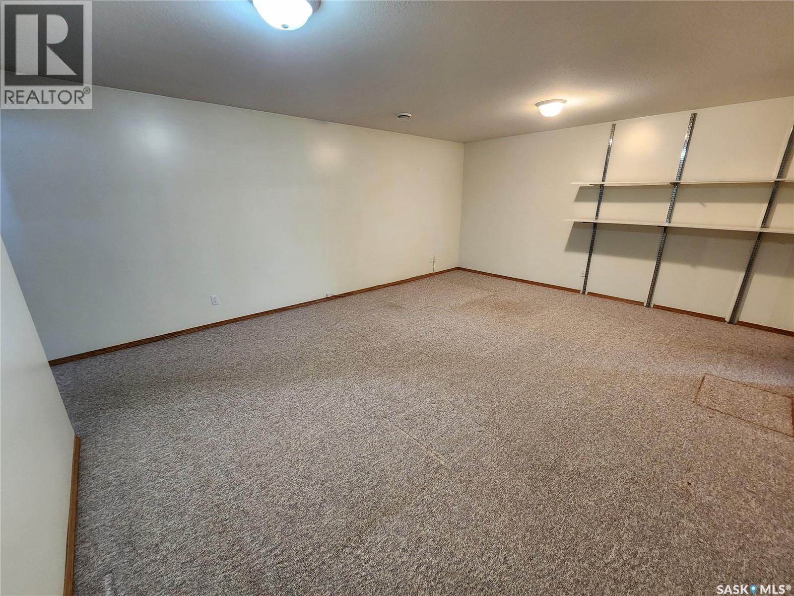 902 Drader Street, Estevan, Saskatchewan  S4A 0V6 - Photo 36 - SK019843