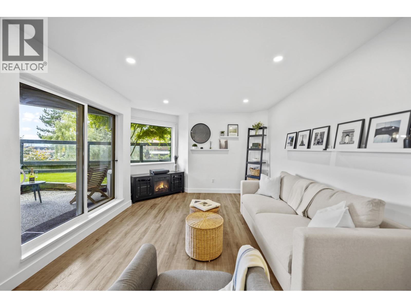 112 1345 W 4th Avenue, Vancouver, British Columbia  V6H 3Y8 - Photo 1 - R3054548
