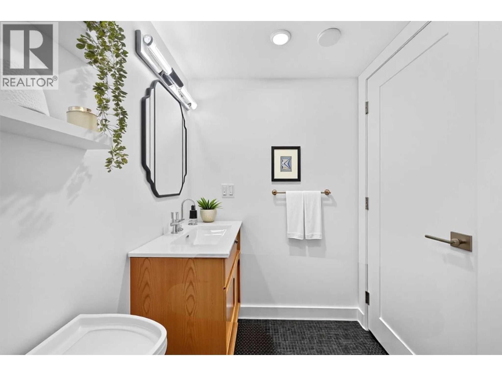 112 1345 W 4th Avenue, Vancouver, British Columbia  V6H 3Y8 - Photo 17 - R3054548