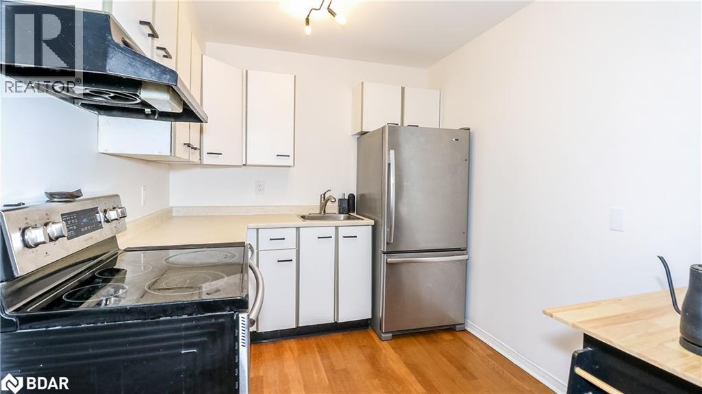 126 Bell Farm Road Unit# 113, Barrie, Ontario  L4M 6J3 - Photo 6 - 40775890