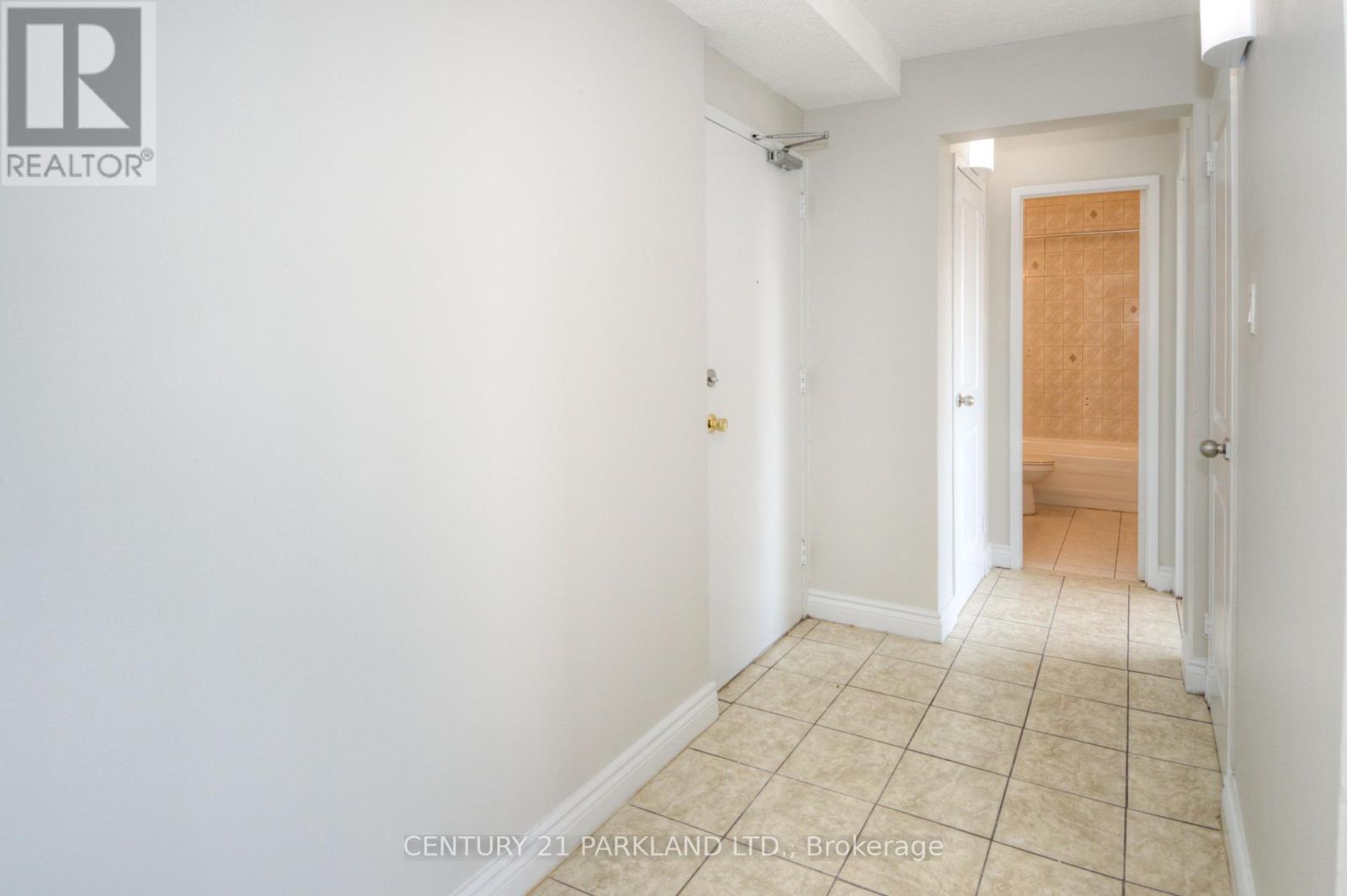 1409 - 10 Sunny Glenway, Toronto, Ontario  M3C 2Z3 - Photo 12 - C12440875