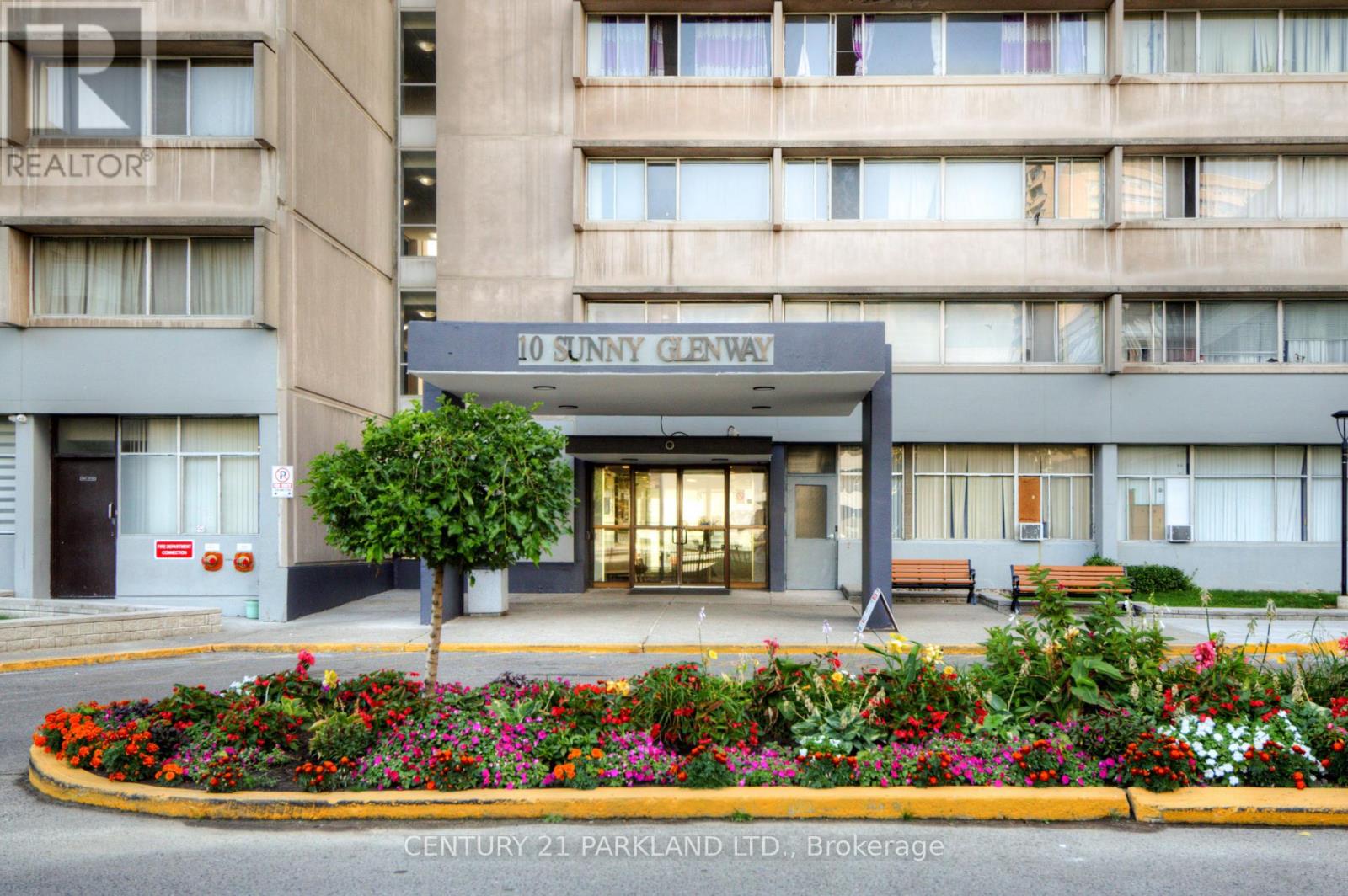 1409 - 10 Sunny Glenway, Toronto, Ontario  M3C 2Z3 - Photo 2 - C12440875